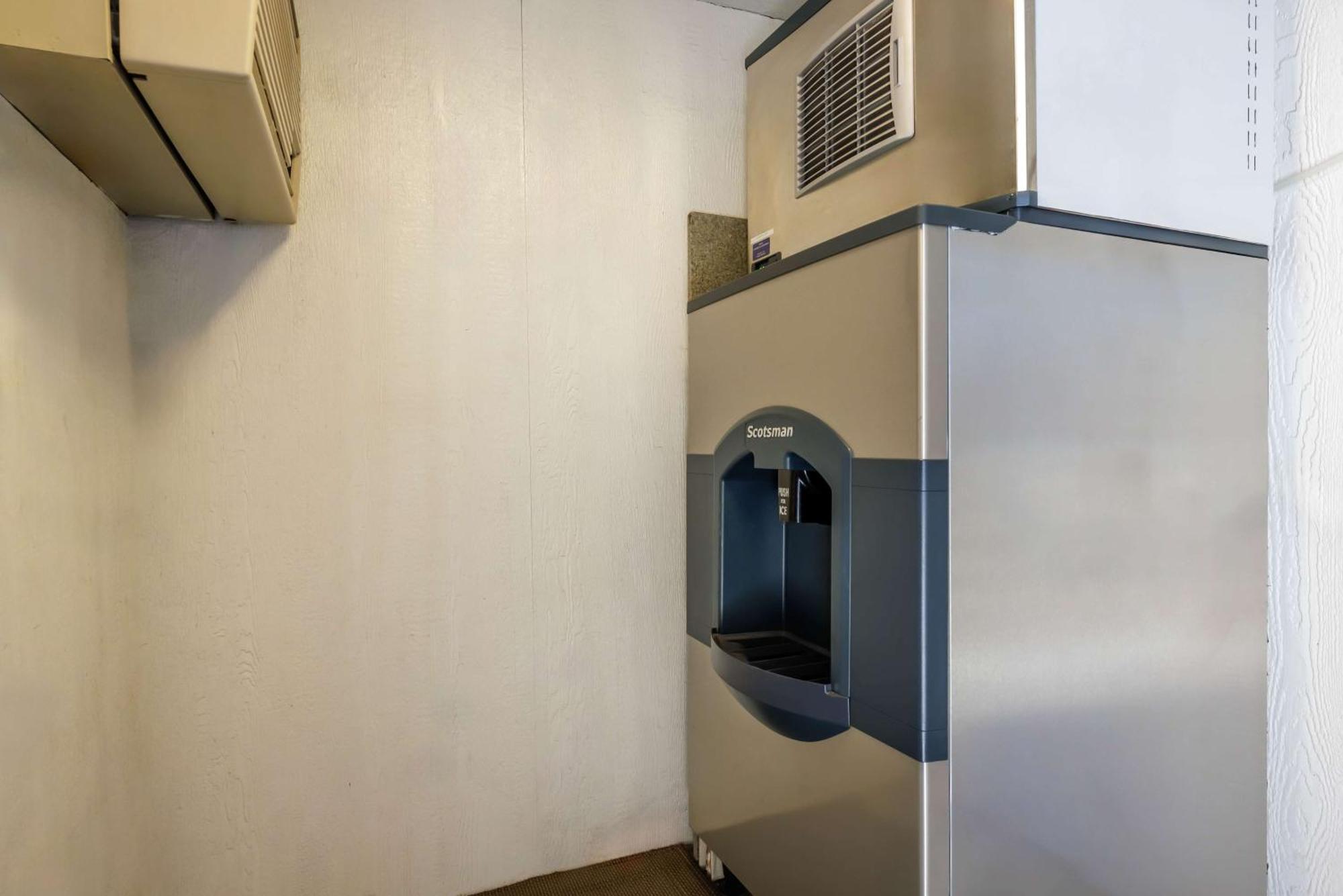 Motel 6-Canby, Or מראה חיצוני תמונה